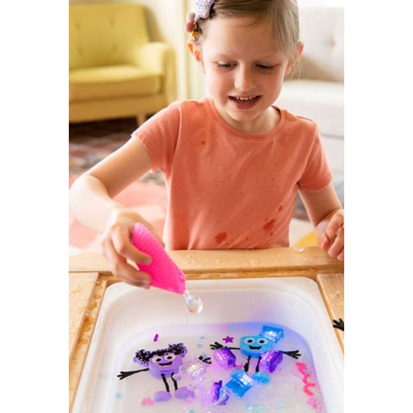 Smyslové svítící kostky Glo Pals 4 ks modré BLAIR