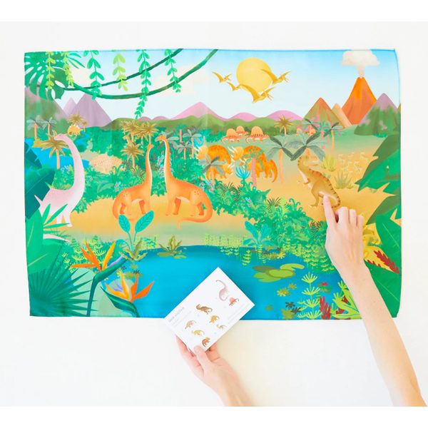 Sarah´s Silks hedvábný šátek Dinosauři