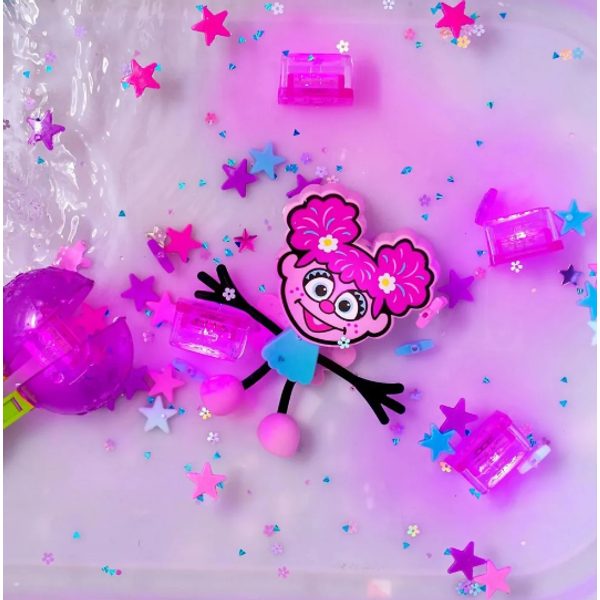 ABBY Figurka Glo Pals + 2 svítící kostky do vody