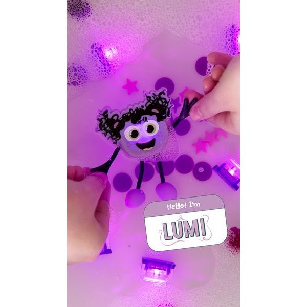 LUMI Figurka Glo Pals + 2 svítící kostky do vody