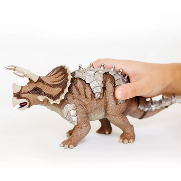 Safari Ltd. Obrněný Triceratops