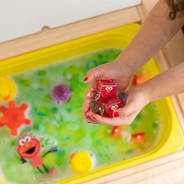 Smyslové svítící kostky Glo Pals 4 ks ELMO