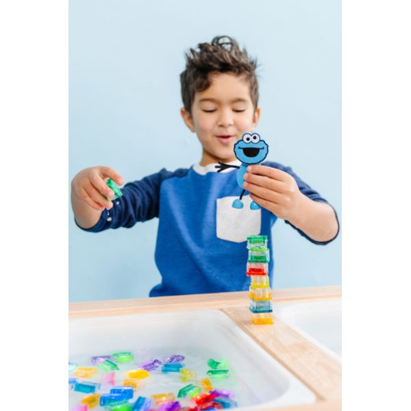 COOKIE MOSTER Figurka Glo Pals + 2 svítící kostky do vody