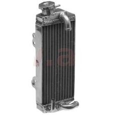 Radiator right Q-Tech Beta M690-180