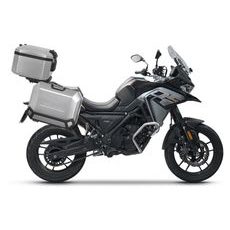 Komplet aluminijastih kovčkov z nosilci in ploščo SHAD TERRA, 48L zadnji kovček in 47L stranski kovčki SHAD Voge 650DS / 650DSX