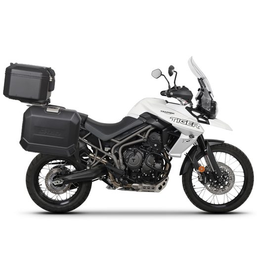 Komplet aluminijastih kovčkov z nosilci in ploščo SHAD TERRA BLACK, 37L zadnji kovček in 36L/47L stranski kovčki SHAD TRIUMPH Tiger 800