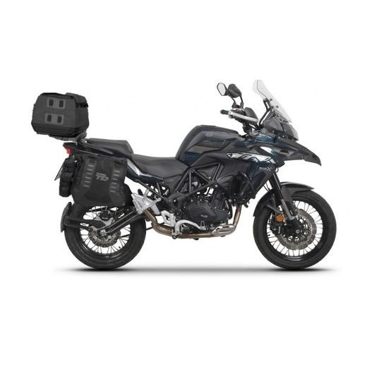 Set of SHAD TERRA TR40 adventure saddlebags and SHAD TERRA rear bag TR50, including mounting kit SHAD BENELLI TRK 502X