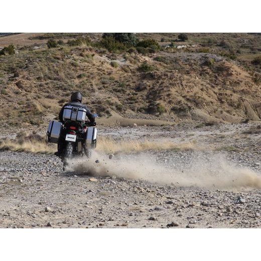 Komplet aluminijastih kovčkov z nosilci in ploščo SHAD TERRA, 48L zadnji kovček in 36L/47L stranski kovčki SHAD R 1200 GS Adventure/ R 1250 GS Adventure