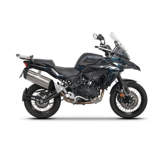 Set of SHAD TERRA TR40 adventure saddlebags and SHAD TERRA aluminium top case TR55 PURE BLACK, including mounting kit SHAD QJMOTOR SRT550