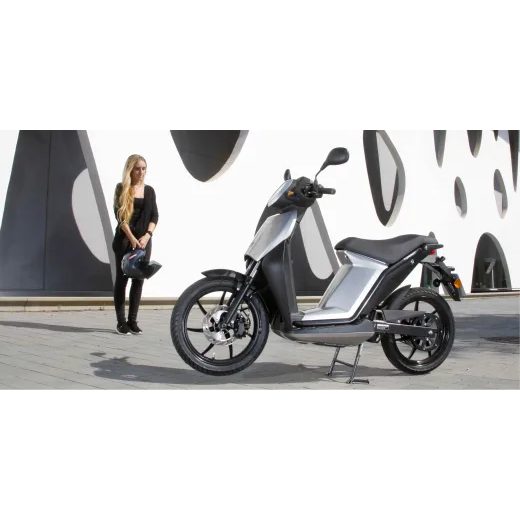 Electric scooter TORROT MUVI L3E Executive siva