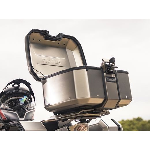 Complete set of aluminum cases SHAD TERRA, 55L topcase + 36L / 47L side cases, including mounting kit and plate SHAD BMW F 650 GS / F 700 GS/ F 800 GS (2008 - 2018)