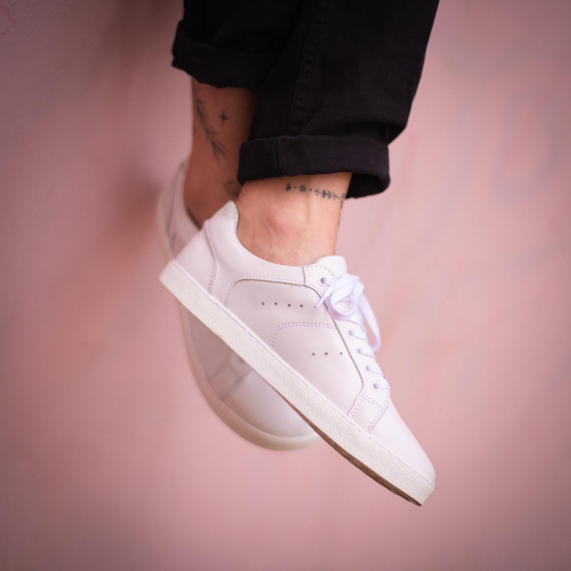 GROUNDIES UNIVERSE SNAKE WOMEN White
