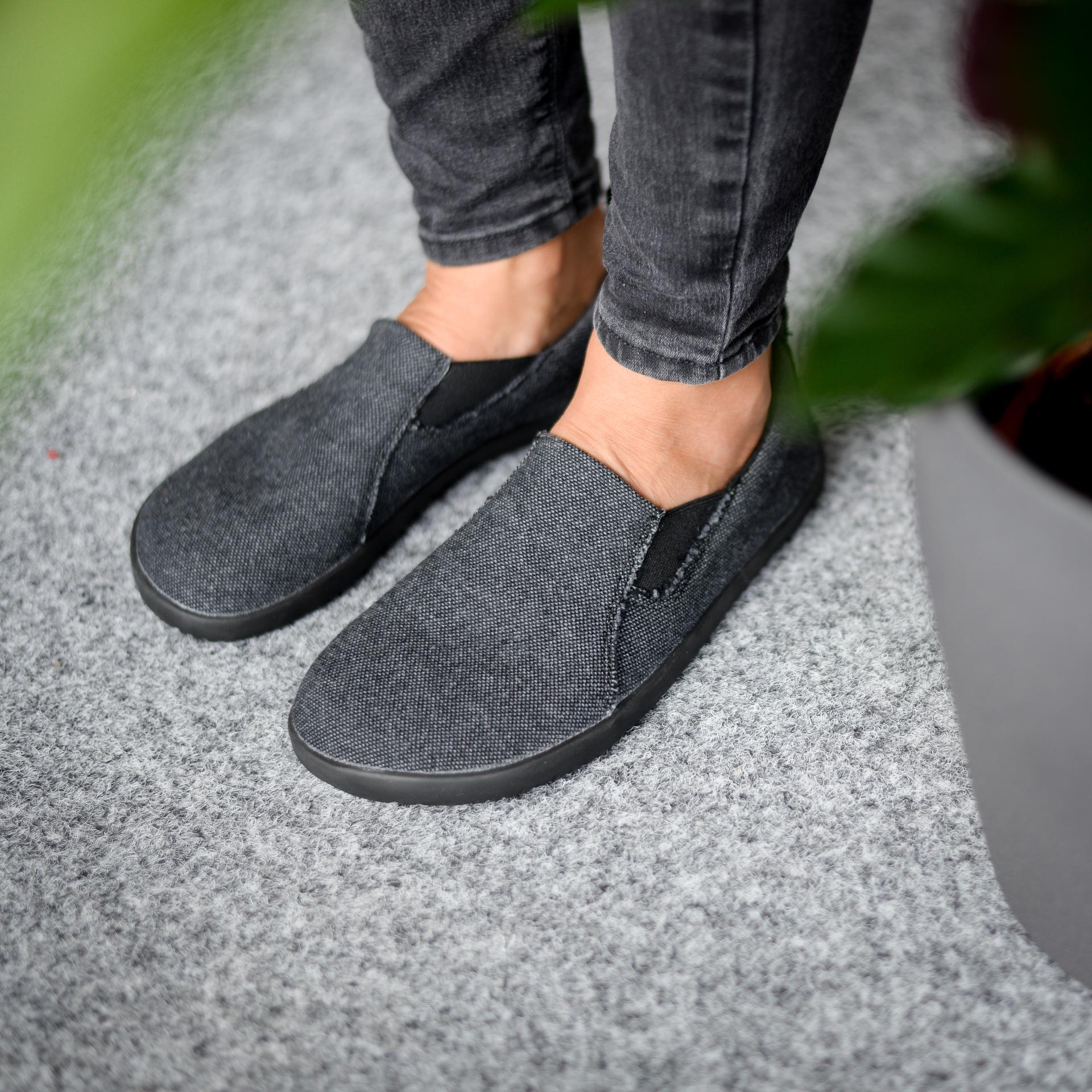 AHINSA SHOES SLIP ON TENISKY